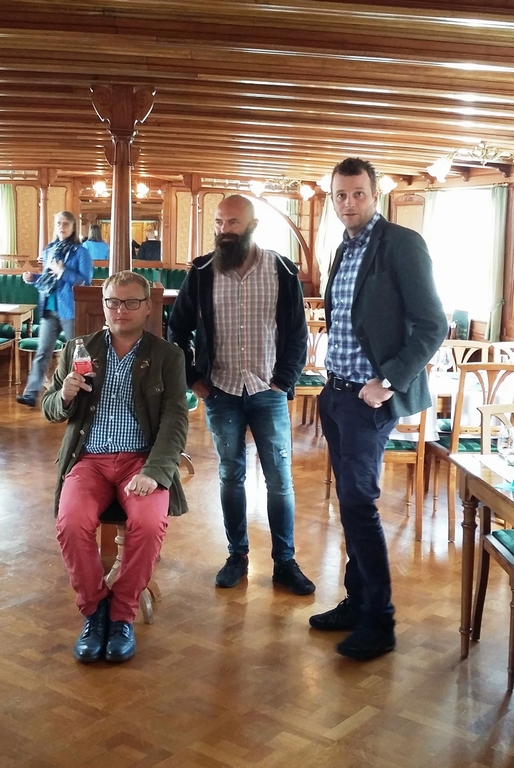 60.jpg